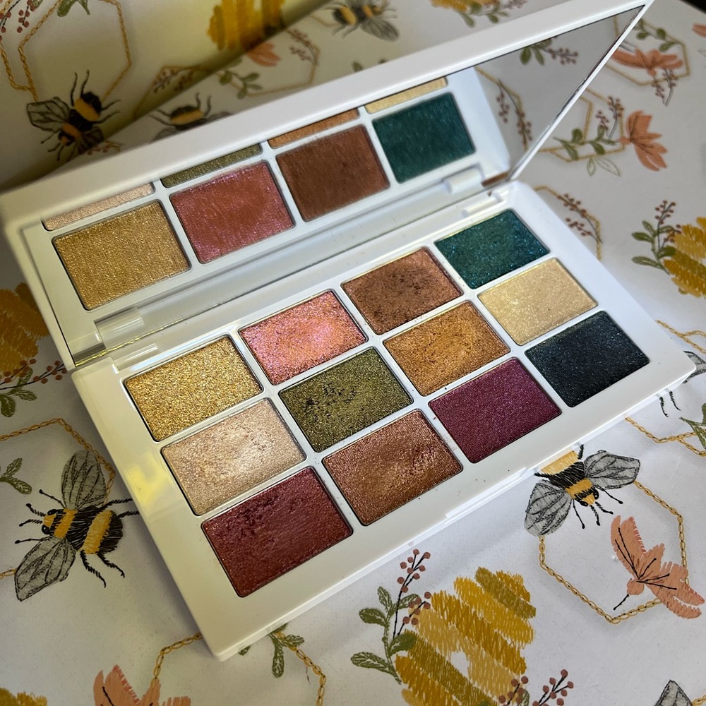 MAKEUP BY MARIO EYE PALETTE